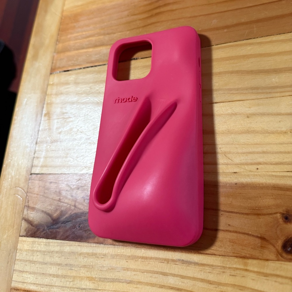 Rhode Lip Phone Case in Guava Spritz